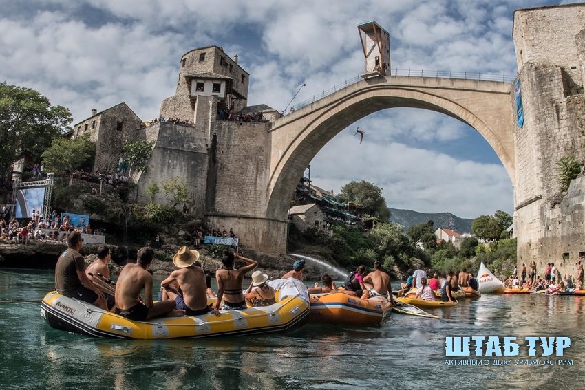 http://stabtur.ru/kliff-dajving-red-bull-cliff-diving-2017-g-v-mostare-itogi.html#headeranch